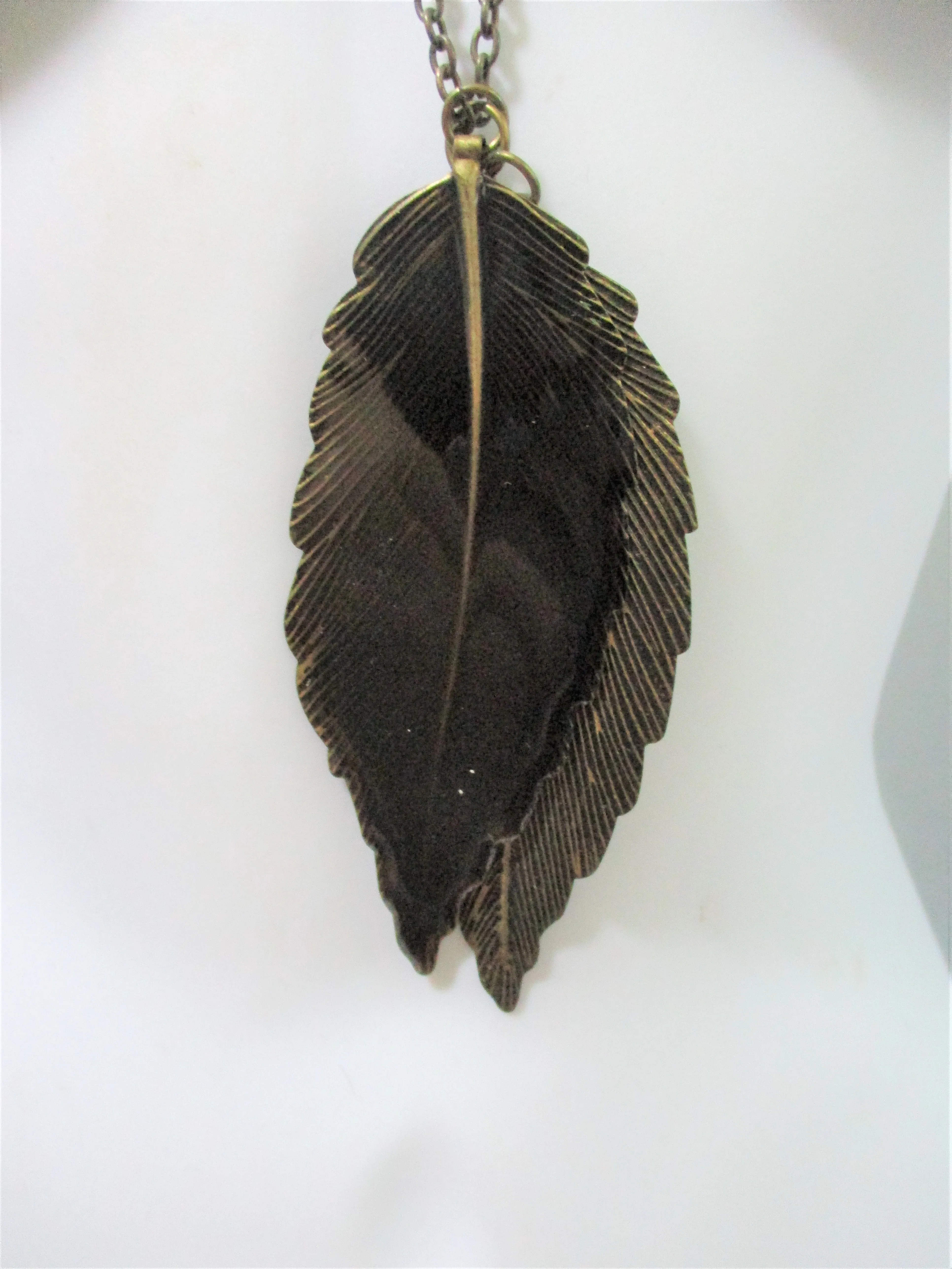 Set 2 DOUBLE FEATHER LEAF Acrylic Lariat Pendant NECKLACE Boho Charm